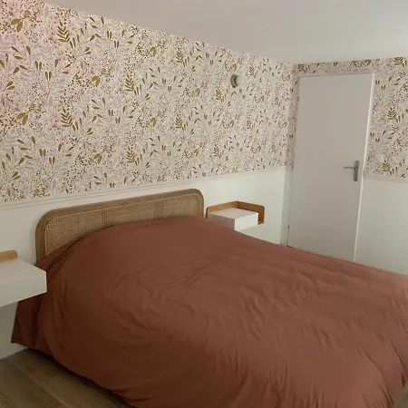 Familial A La Bonne Heure *